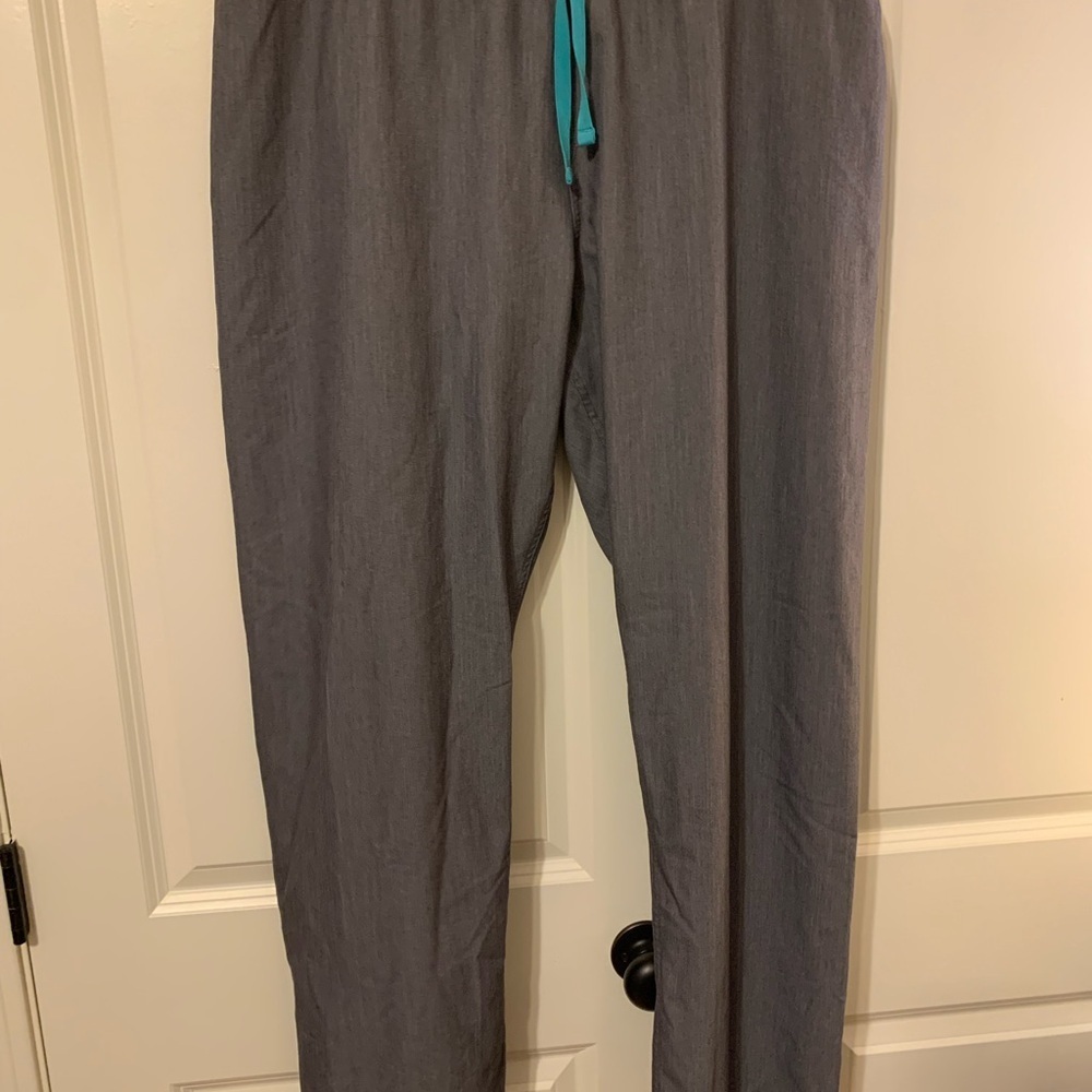 Men’s Tall Figs scrub pants